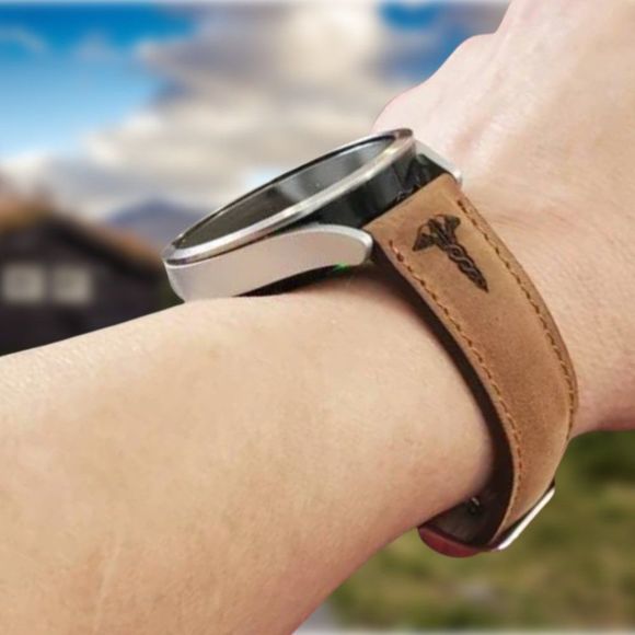 Fitbit Versa 1, 2, 3 & Sense Leather Band Brown - Picture 8 of 8